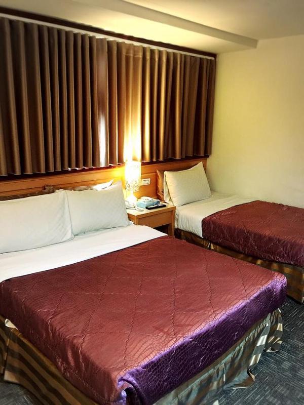 Lo Fo Hotel - image 31