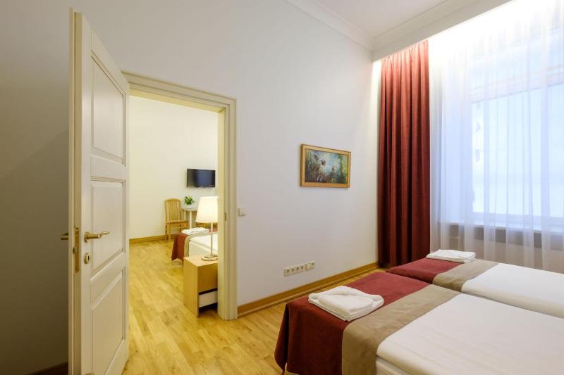 Hotel Metropolis - image 19