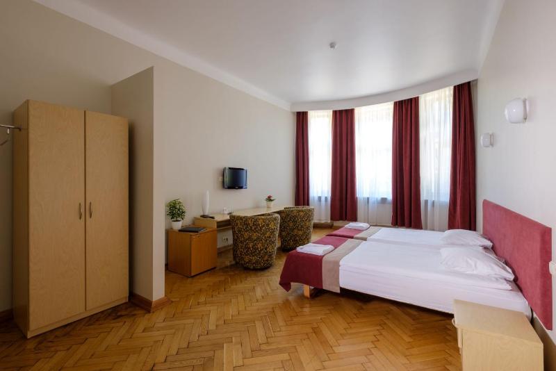 Hotel Metropolis - image 2
