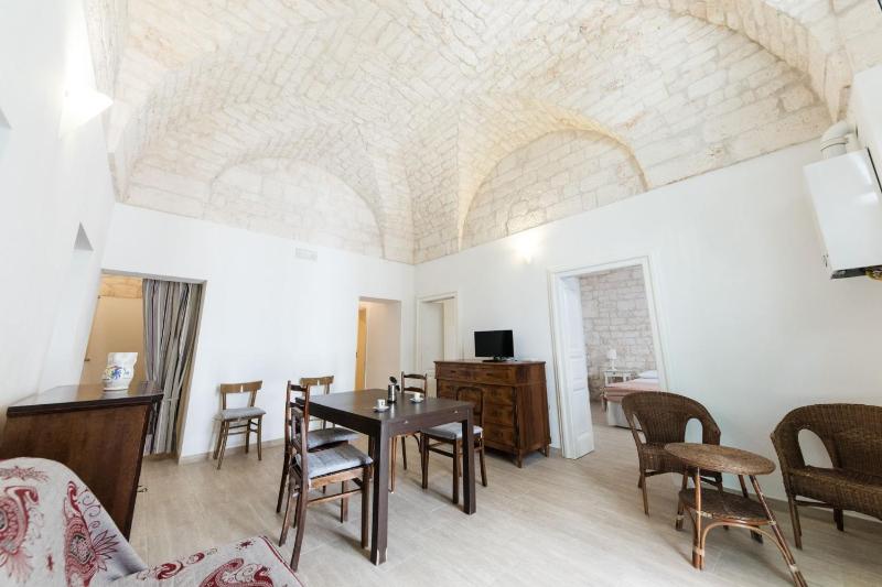 Three-Bedroom House image 1