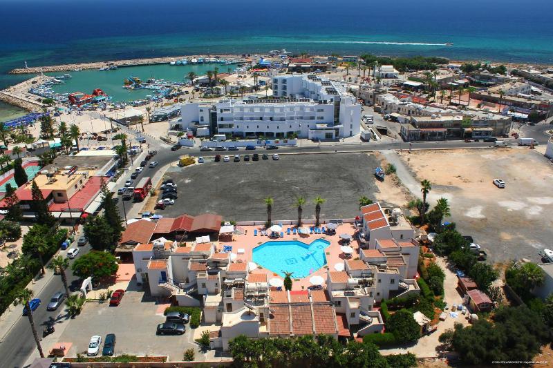 Alexia Hotel Apartments - image 5