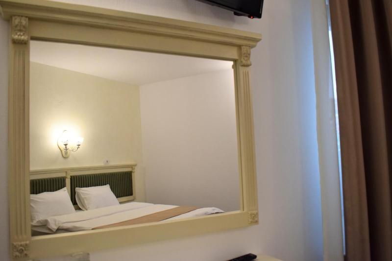 Superior Double Room image 2