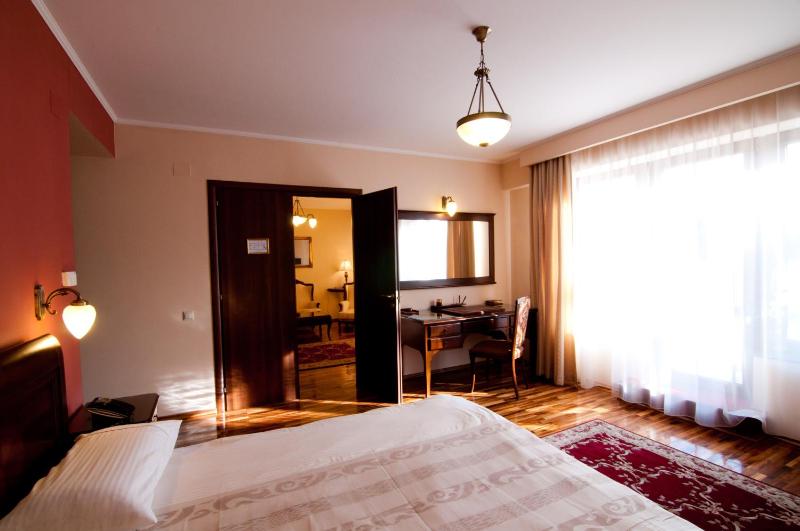 Suite image 2