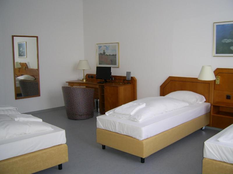 Triple Room image 2