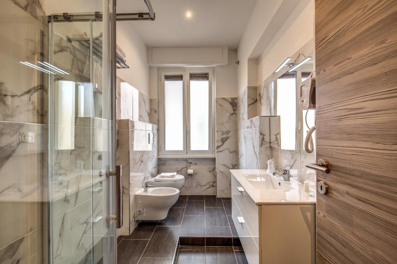 Superior Double or Twin Room image 4