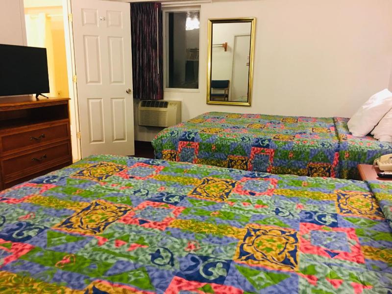 Double Room image 3
