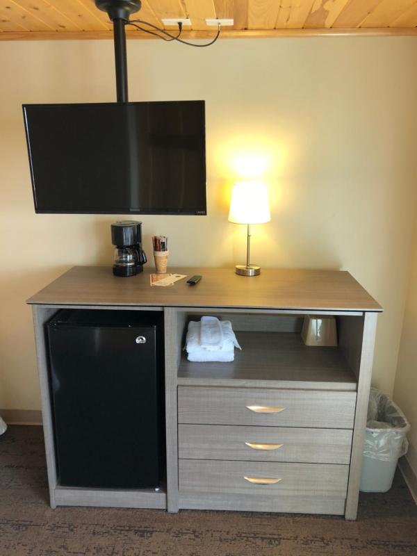 Economy Double Room image 3