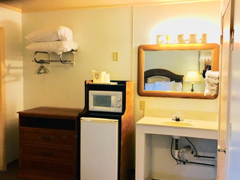 Double Room image 4