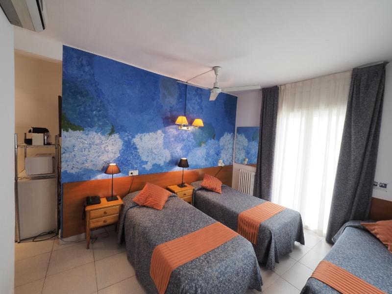 Hotel Montserrat - image 19