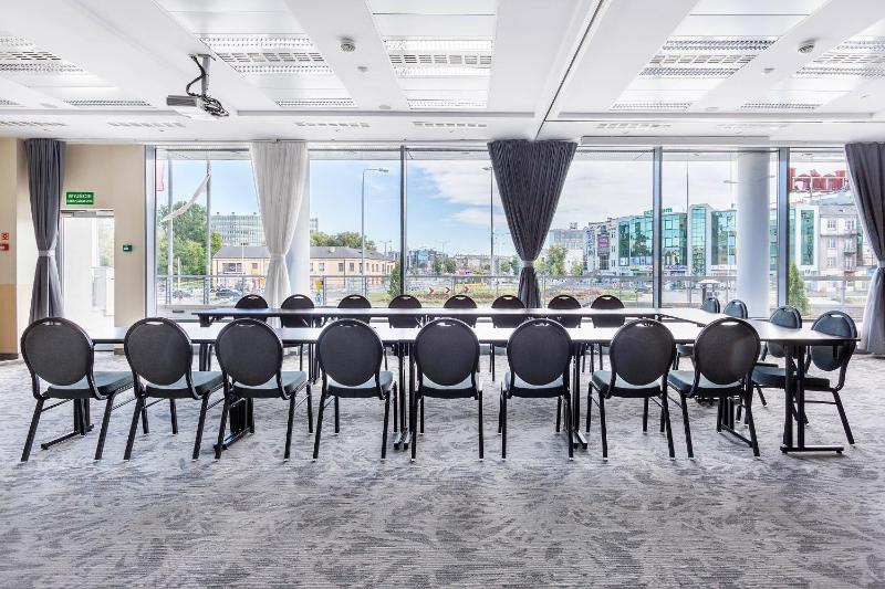 Qubus Hotel Kielce - image 15