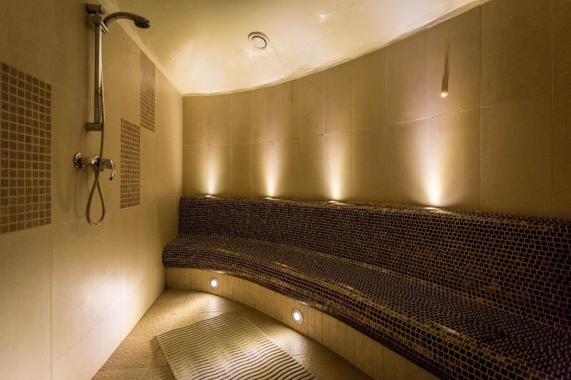 Qubus Hotel Kielce - image 11