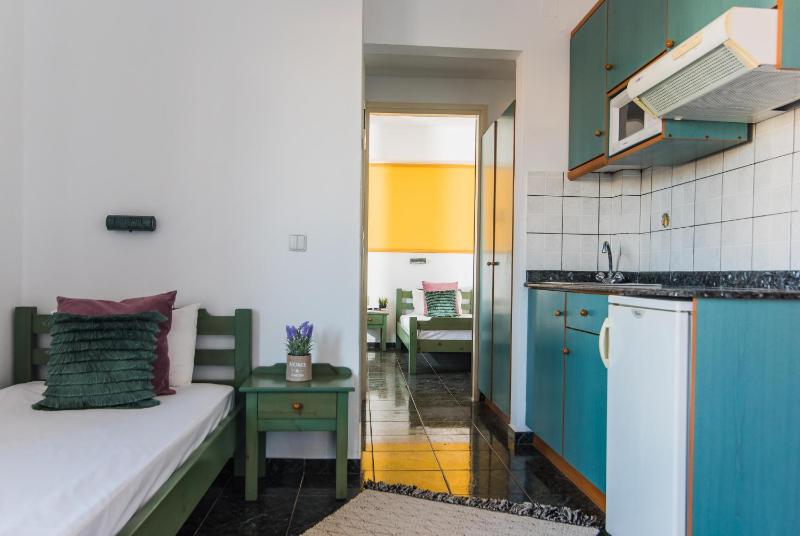 One Bedroom Apartment with Garden View image 4