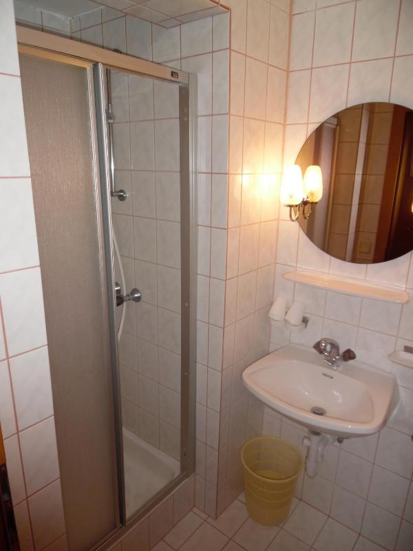 Standard Double Room image 2