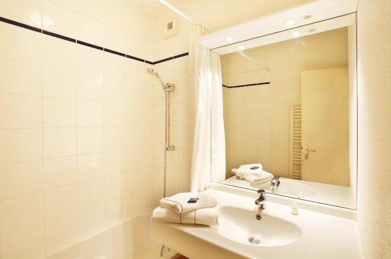 Two-Bedroom Apartment image 3