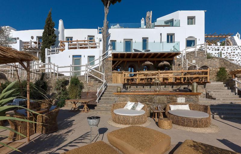 Legacy Suites - image 1