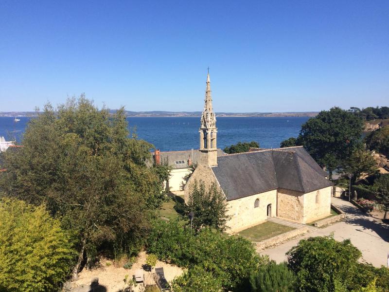 Double Room with Sea View image 3