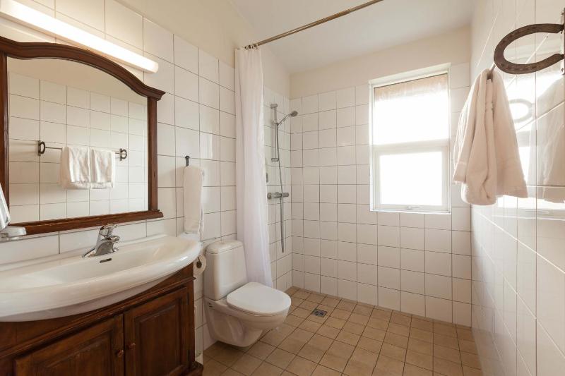 Double Room image 4