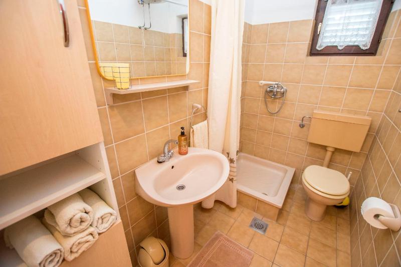 Double Room - First Floor image 2