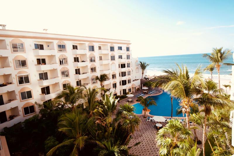 Maz4you Beachfront Condo - image 28
