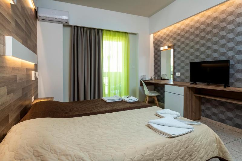 Olympia Hotel - image 23