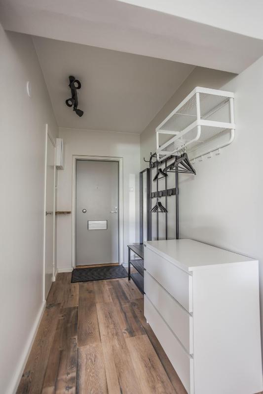 Studio Apartment image 3