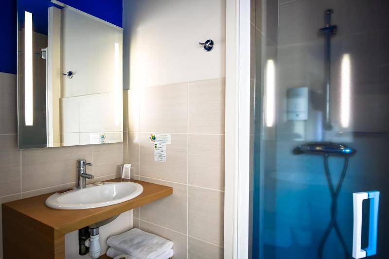 Comfort Double Room image 4