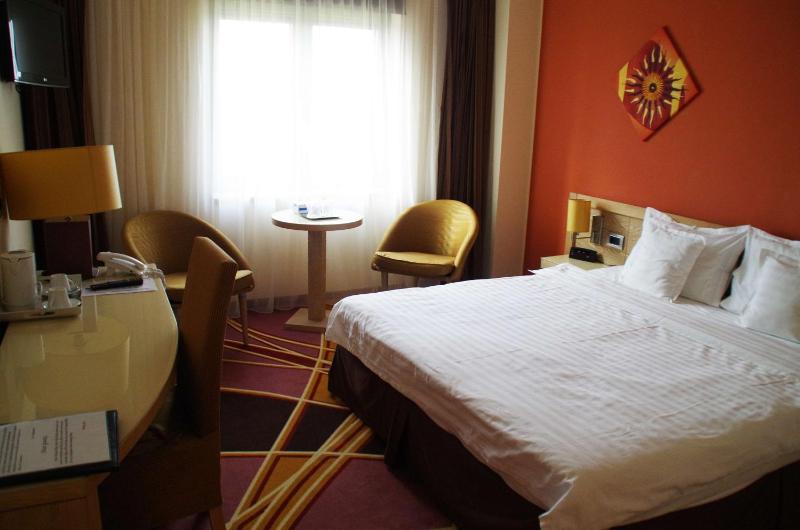 Double Room  image 1