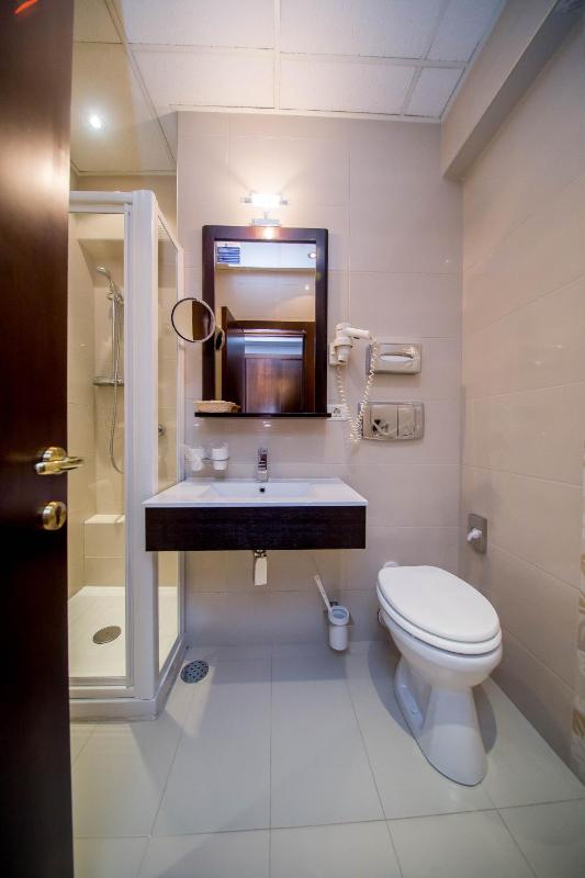 Standard Double Room image 2