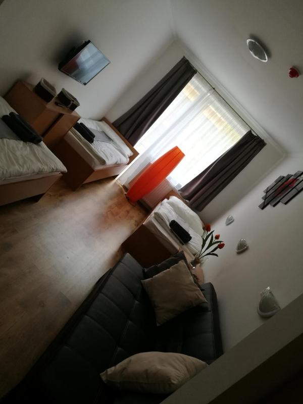 Quadruple Room image 1