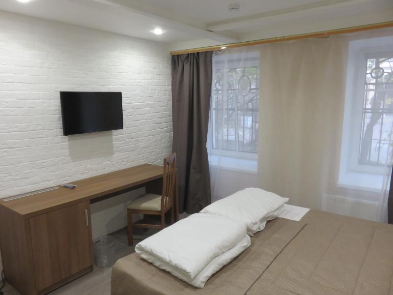 Comfort Double or Twin Room with Bathroom image 3
