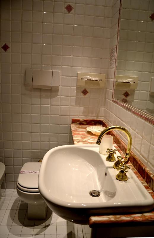 Superior Double Room image 1