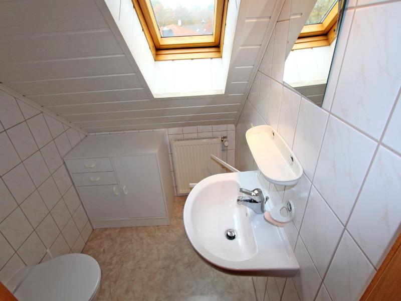 One-Bedroom Apartment image 2