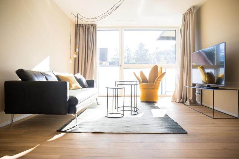 Apartment with Balcony image 3