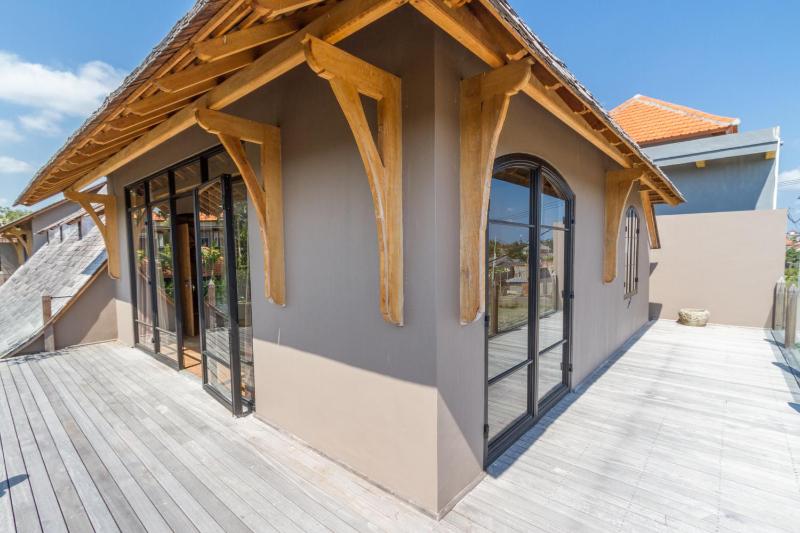 Villa Taijasa - Luxury 5BR Villa with 20m Pool - image 10