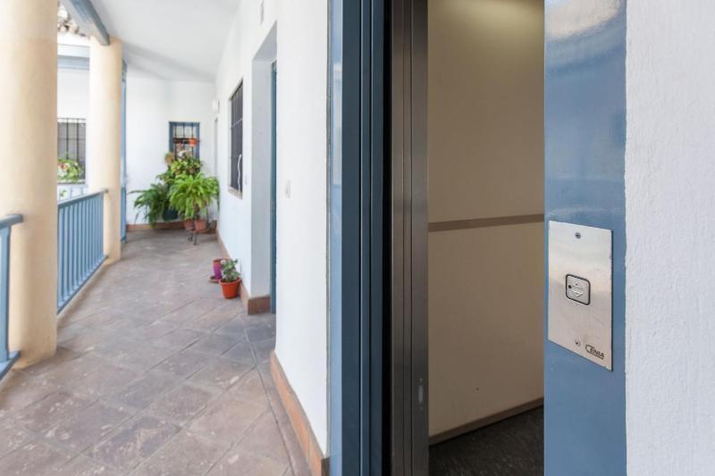 Apartment with Terrace image 3