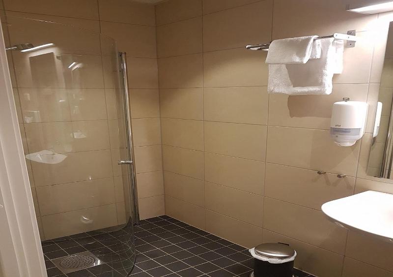 Chesterfield Hotel - image 37