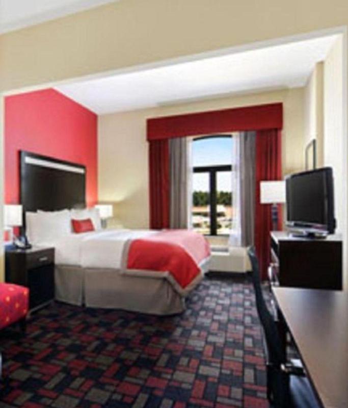 King Room - Non-Smoking image 4
