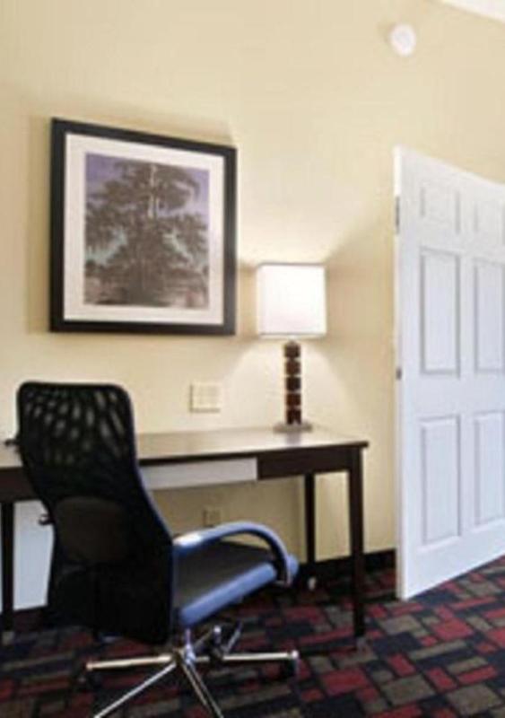 One-Bedroom Presidential Suite - Non-Smoking image 3