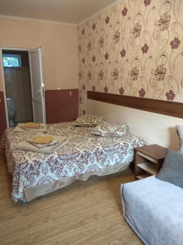 Classic Triple Room image 3