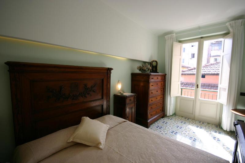 Sorrento Inn Guesthouse - image 2