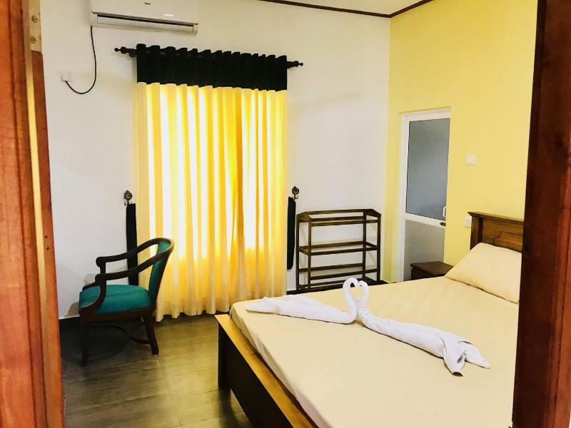 Ocean Gate Negombo - image 39