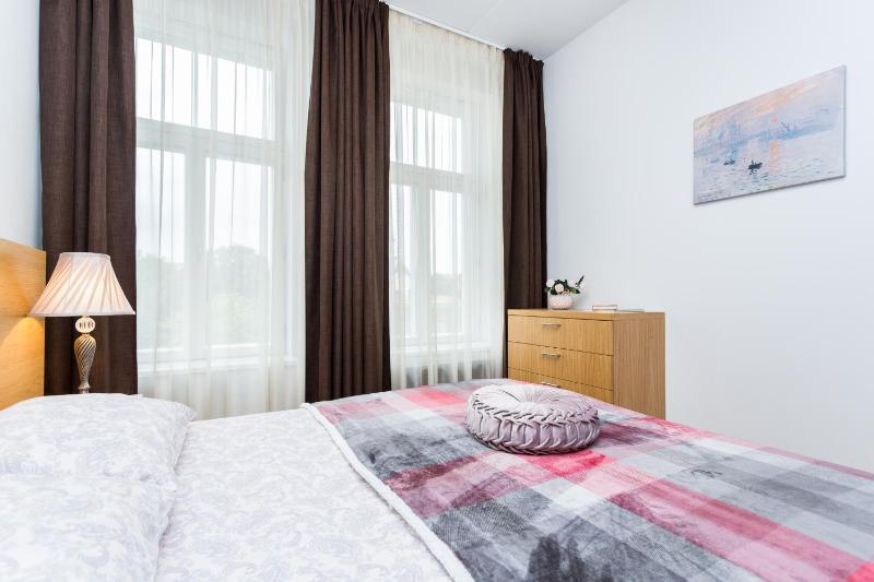 Angleterre Apartments - image 13