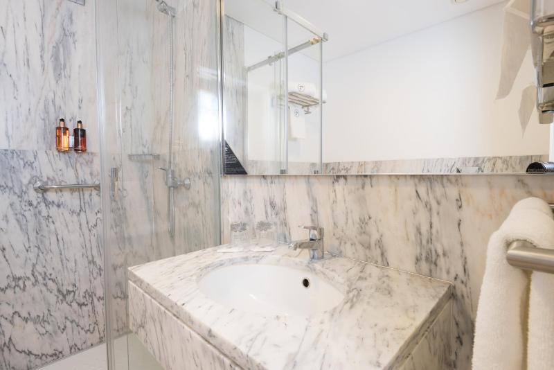 Studio with Sea View image 3