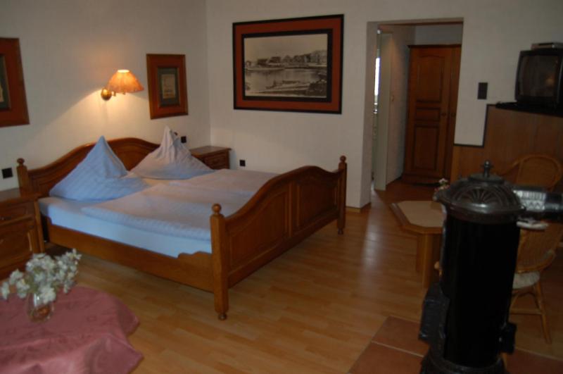 Double Room image 2