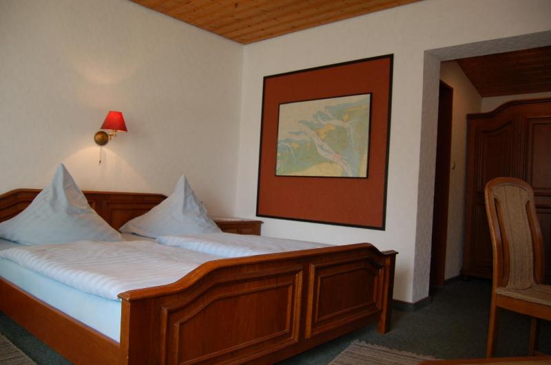 Double Room image 4