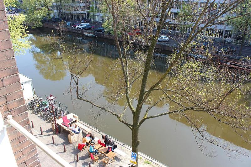 Large Studio with Canal View (2 Persons) image 2