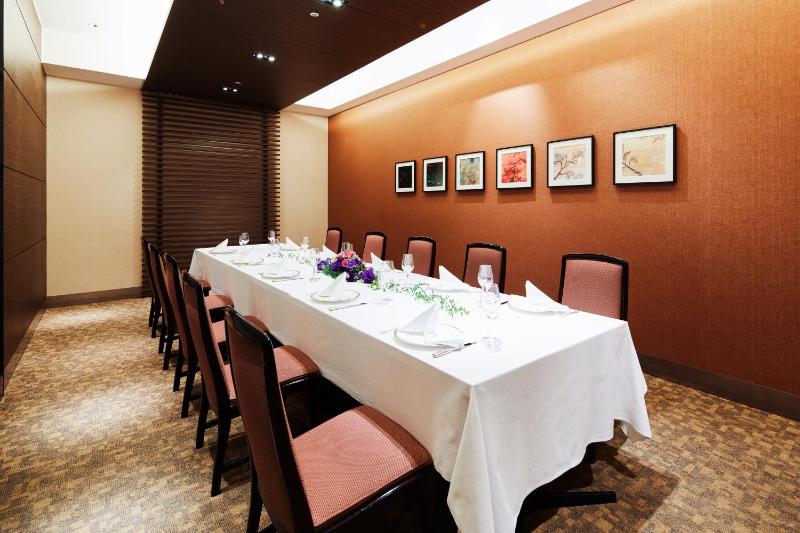 INFINISIS NAHA SHURIJO by Hewitt Resort - image 11