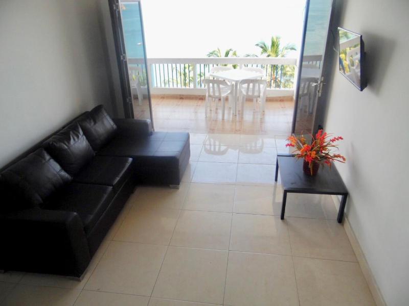 APARTAMENTO CON HERMOSA VlSTA AL MAR EN EL RODADERO - image 7