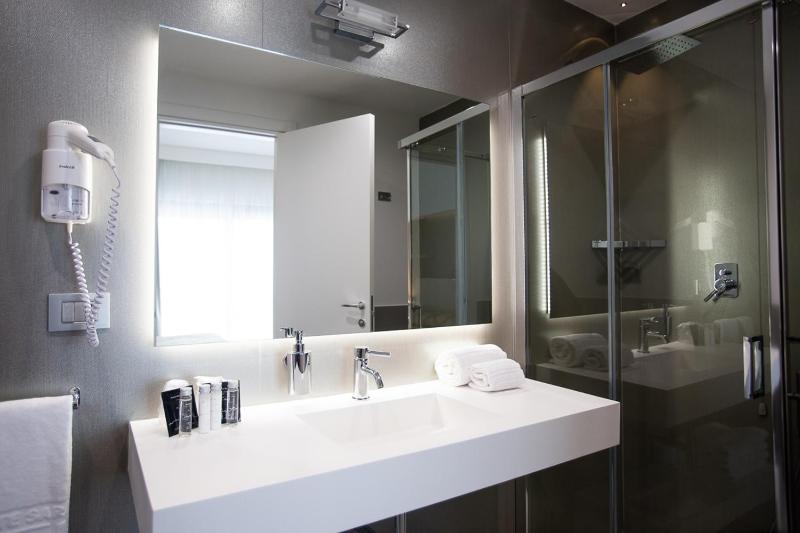 Junior Suite image 1