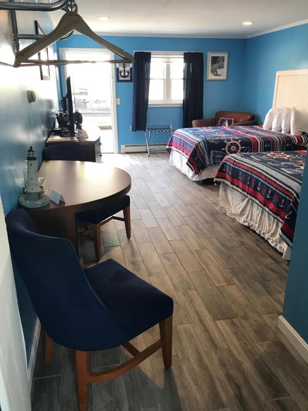 Queen Room - Disability Access image 3